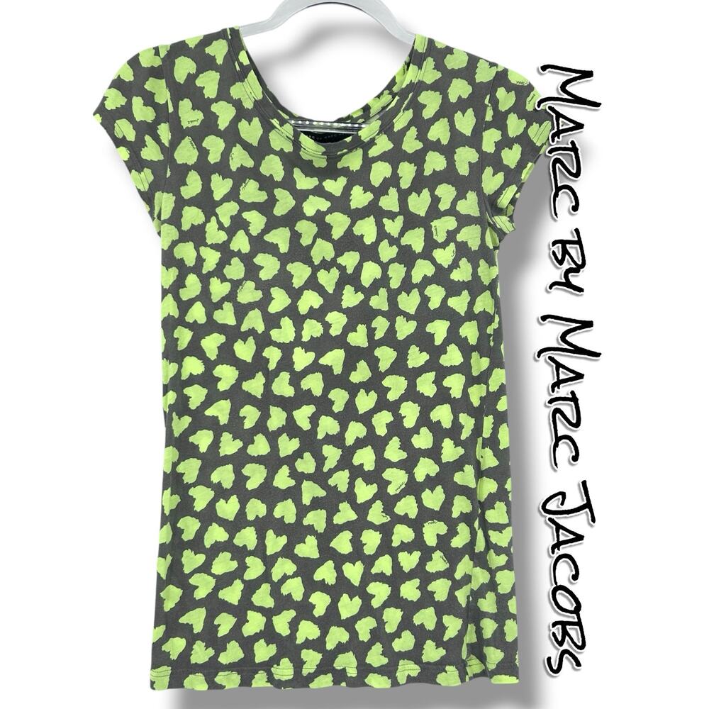Marc by Marc Jacobs XS Gray Neon Green Heart Print Cotton Tee Graphic Logo Shirt